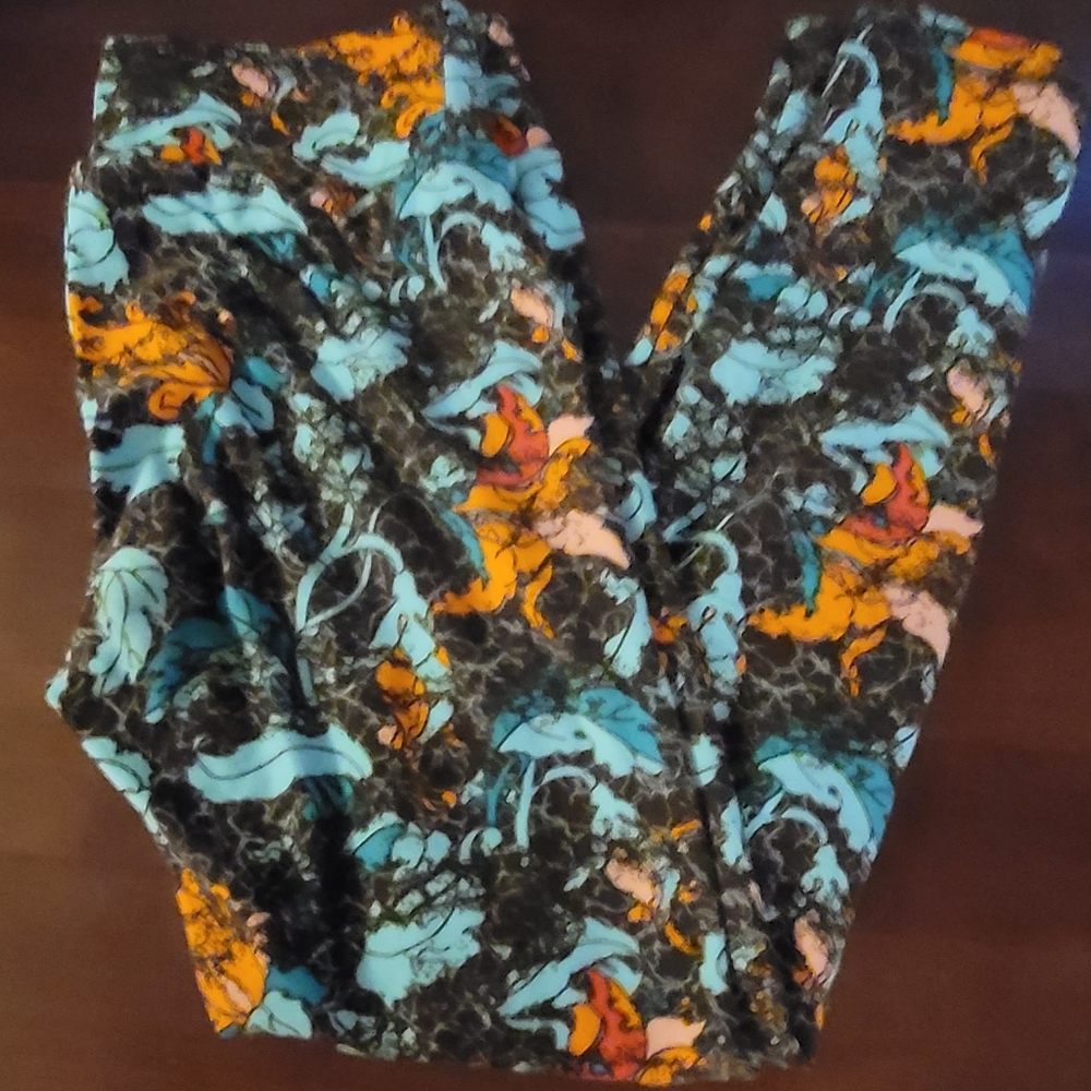 LuLaRoe leggings